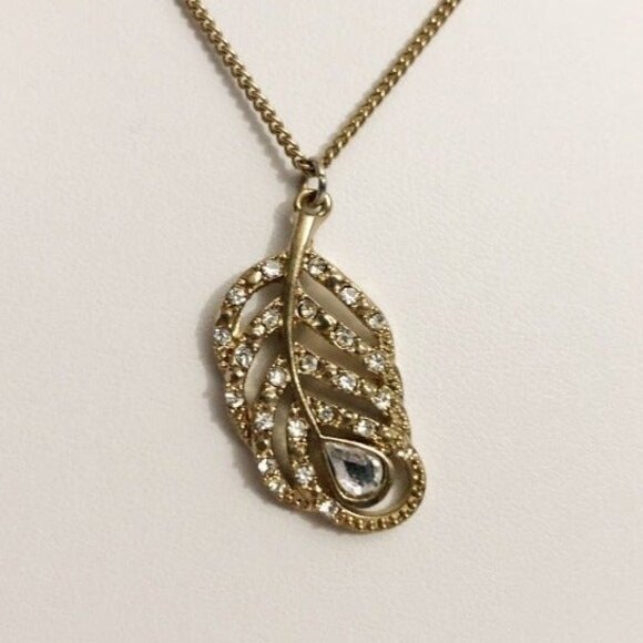 Leaf Pendant Rhinestone Necklace Gold Tone - Picture 1 of 6